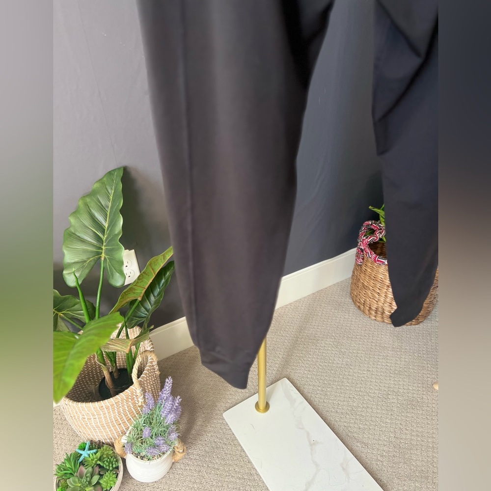 Puma - Picture 5 of 16